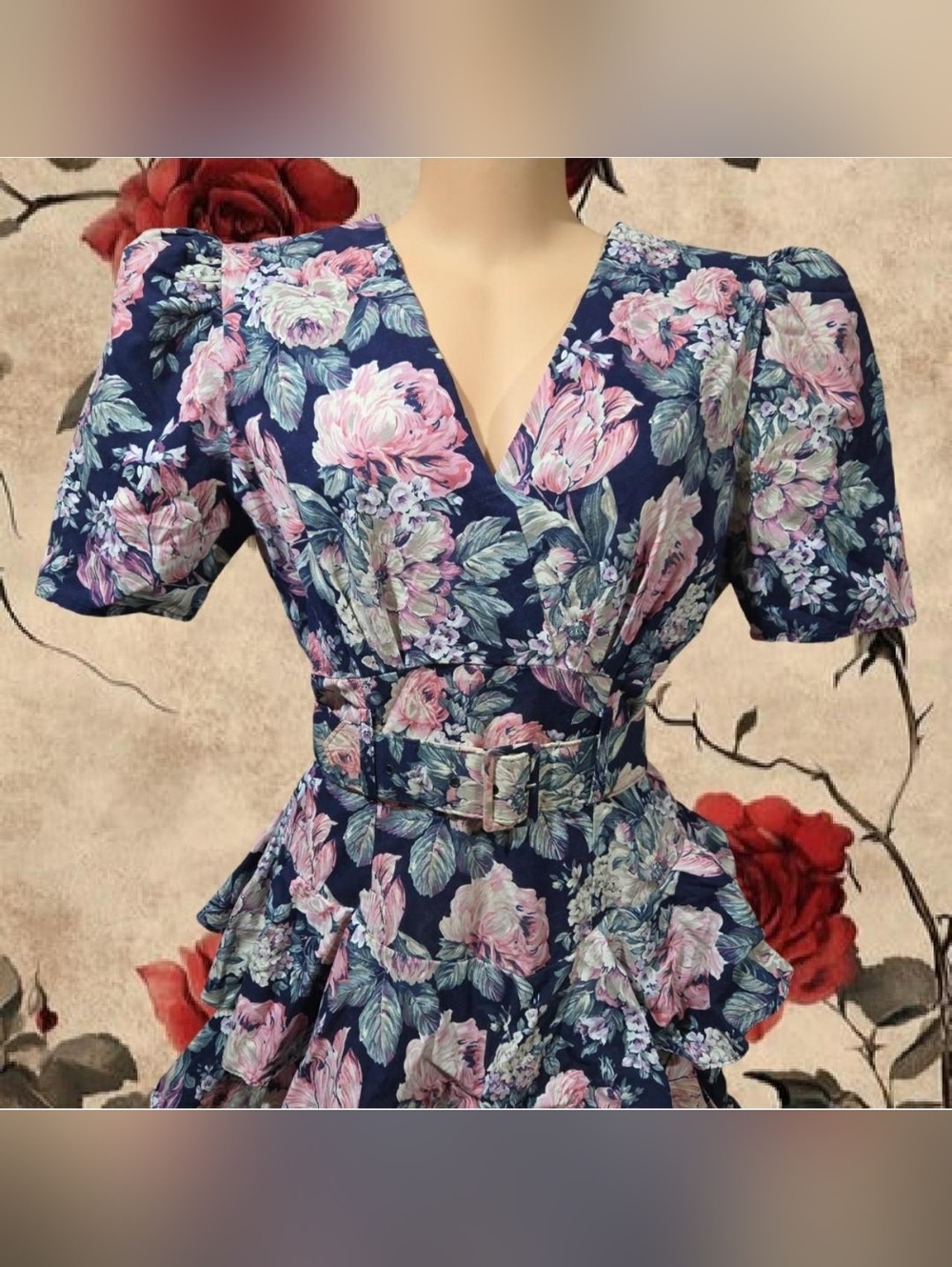 Dress - Picture 3 of 8